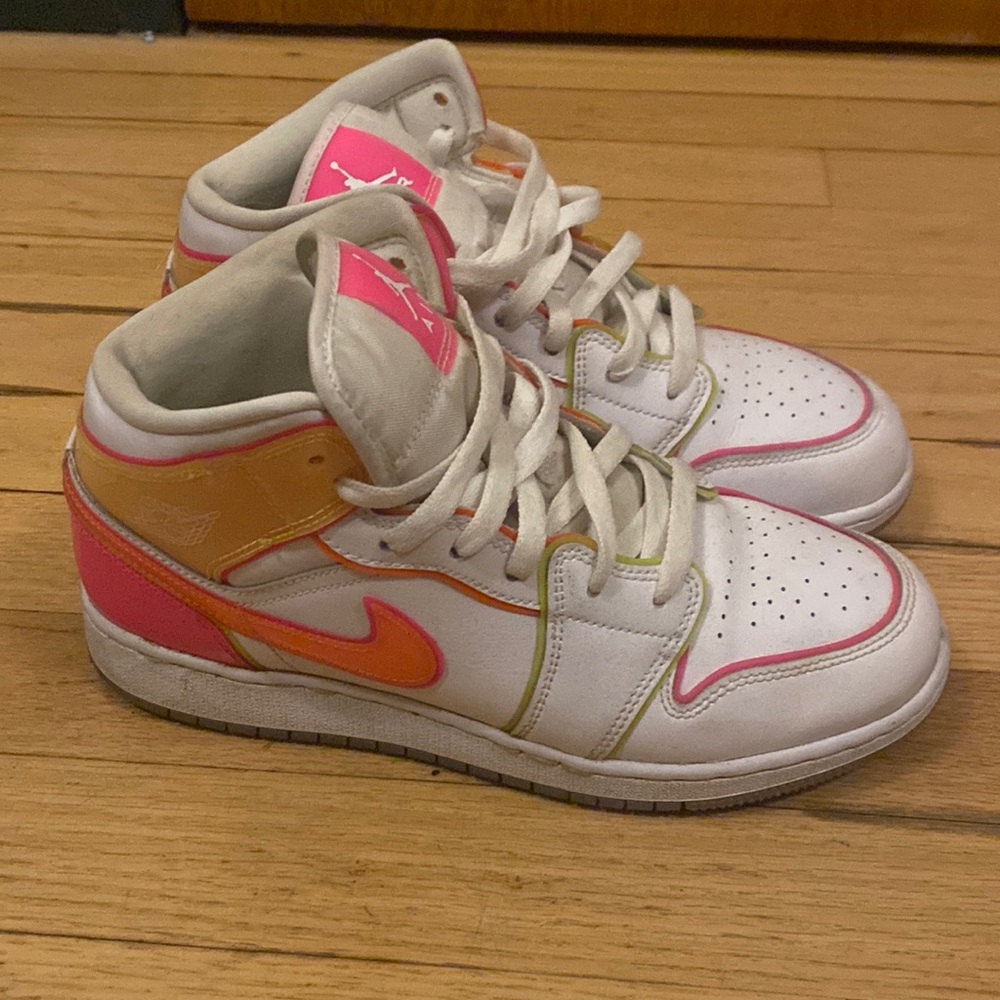 RARE JORDANS